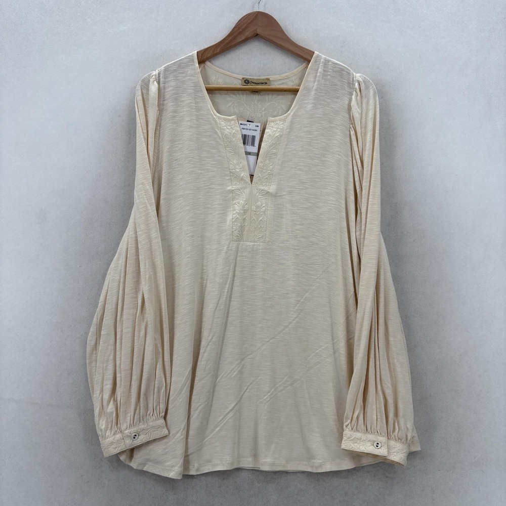 Democracy Blouse Womens 1X Plus Beige V Neck Embroidered Long Sleeve Tunic NWT